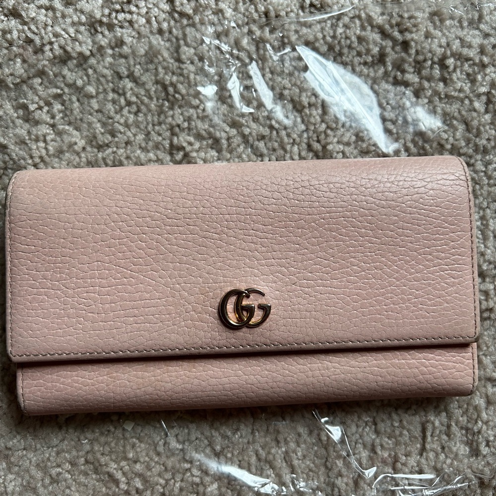 Gucci Petite Marmont Leather Long Wallet Pink Beige